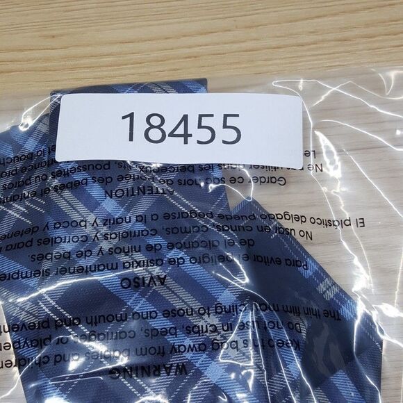 TOMMY HILFIGER Mens Neck Tie Blue Navy Plaid Classic Pointed Preppy Silk Blend - Picture 6 of 6